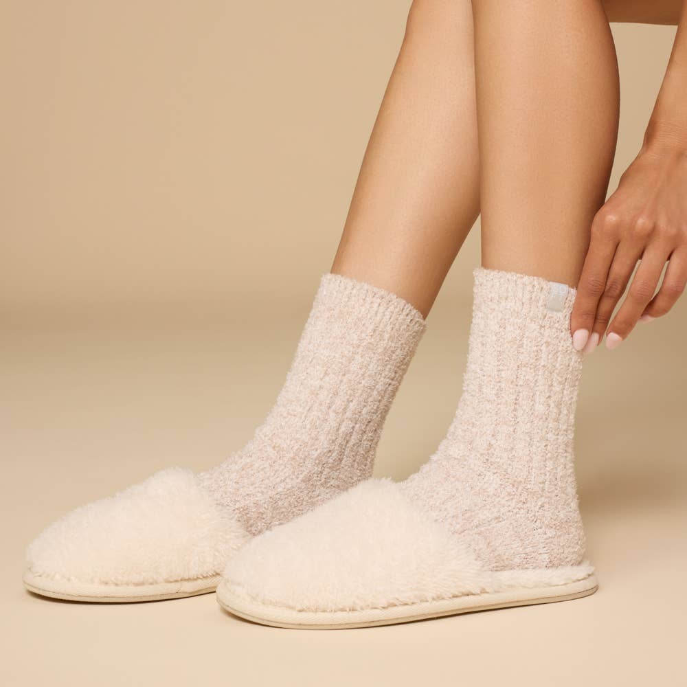 Final Sale - DreamPlush Cozy Lounge Slippers