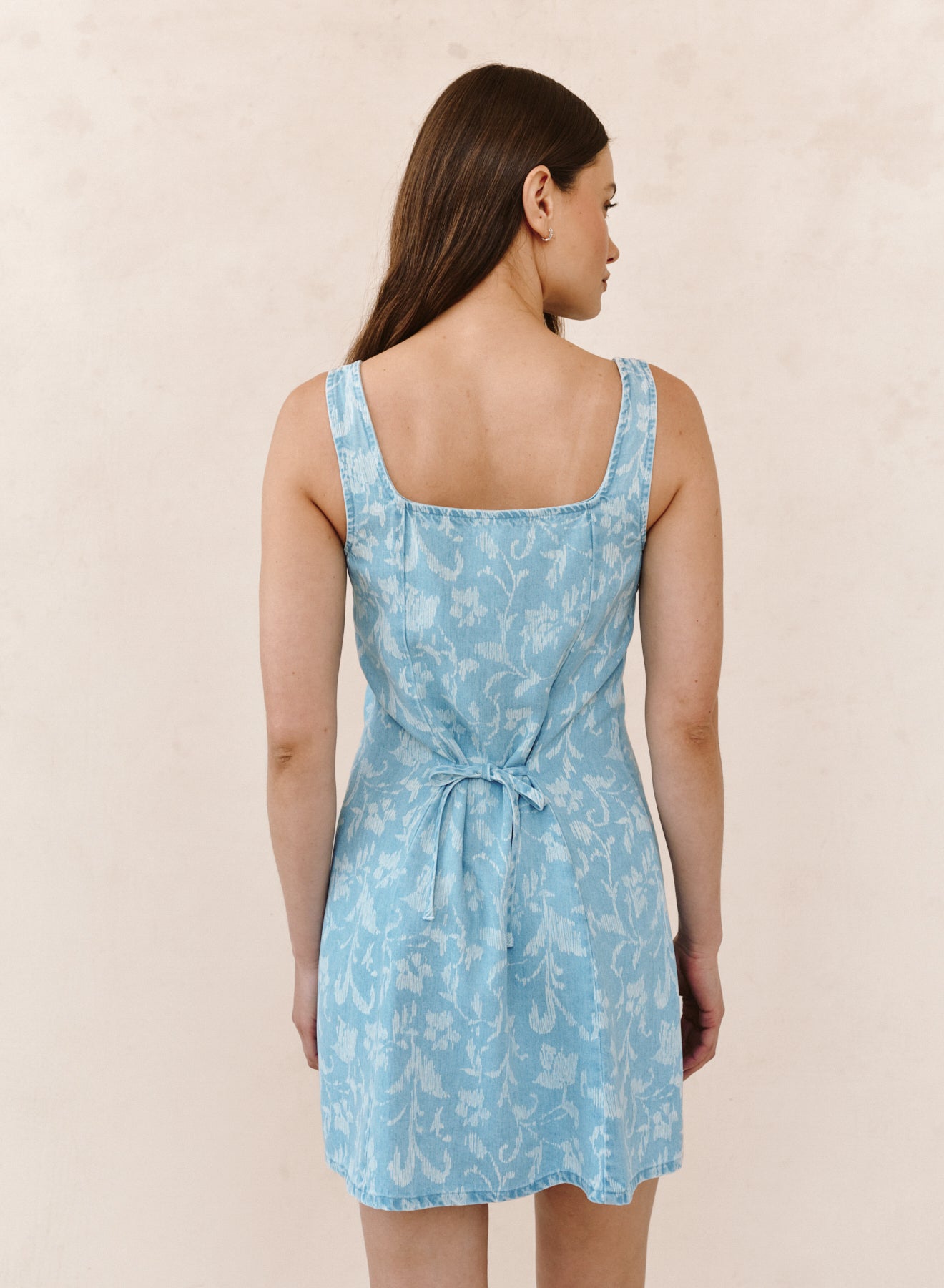 Sleeveless Button Front Fitted Dress