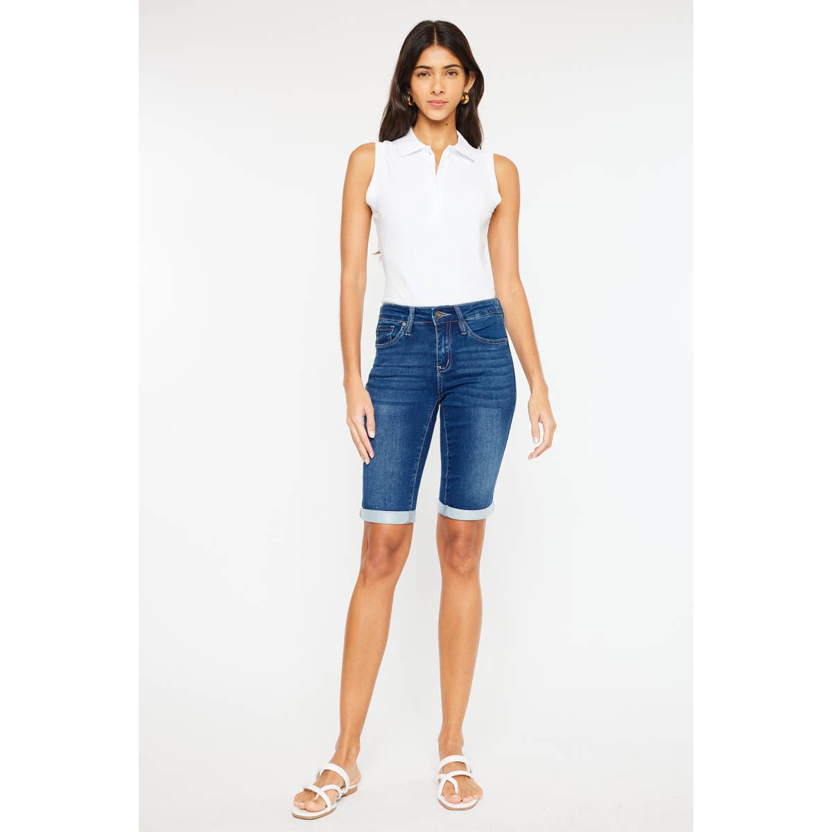 Final Sale - Mid Rise Bermuda Medium Wash