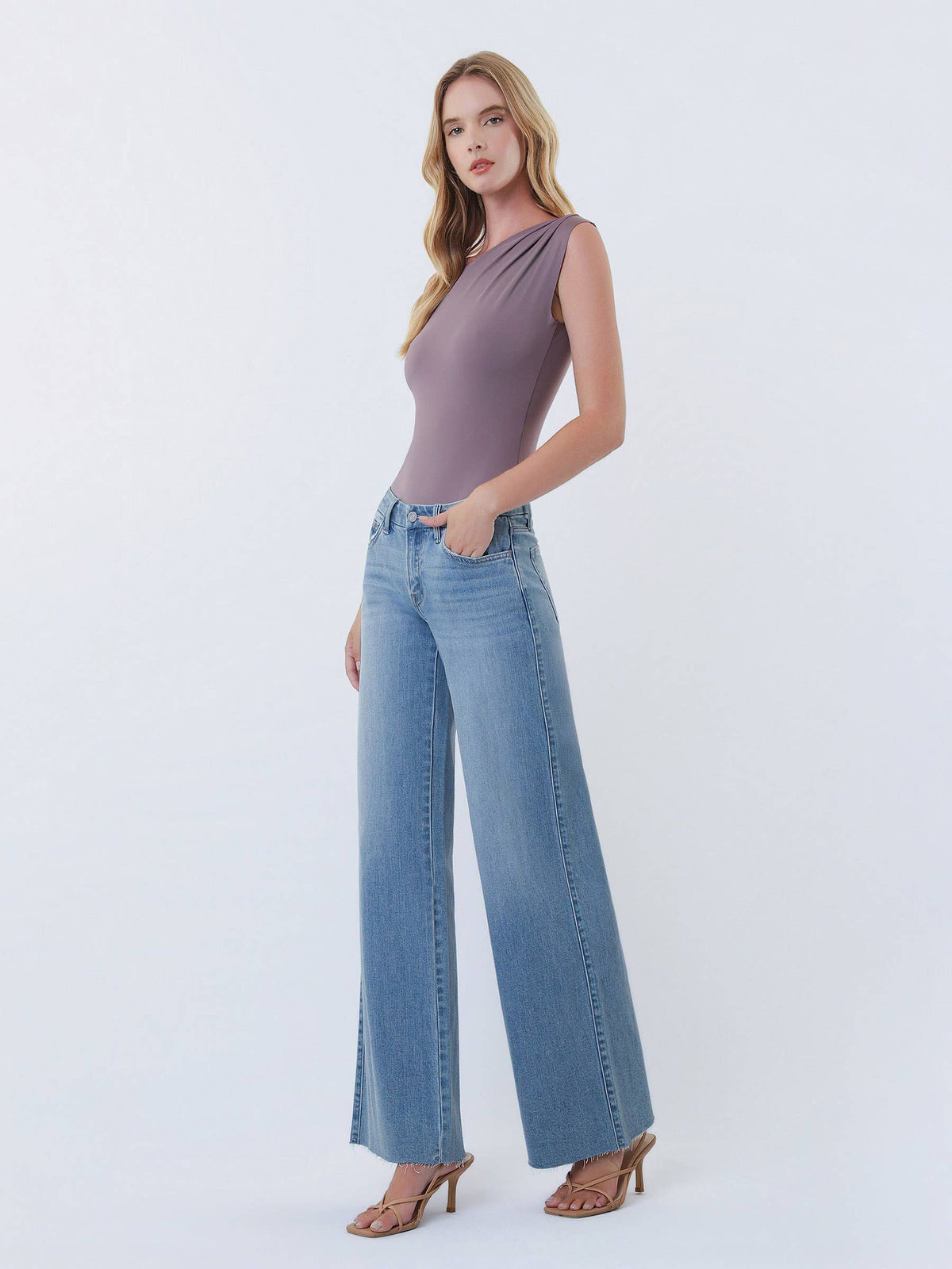 Mid Rise Clean Cut Raw Hem Wide Leg Jeans
