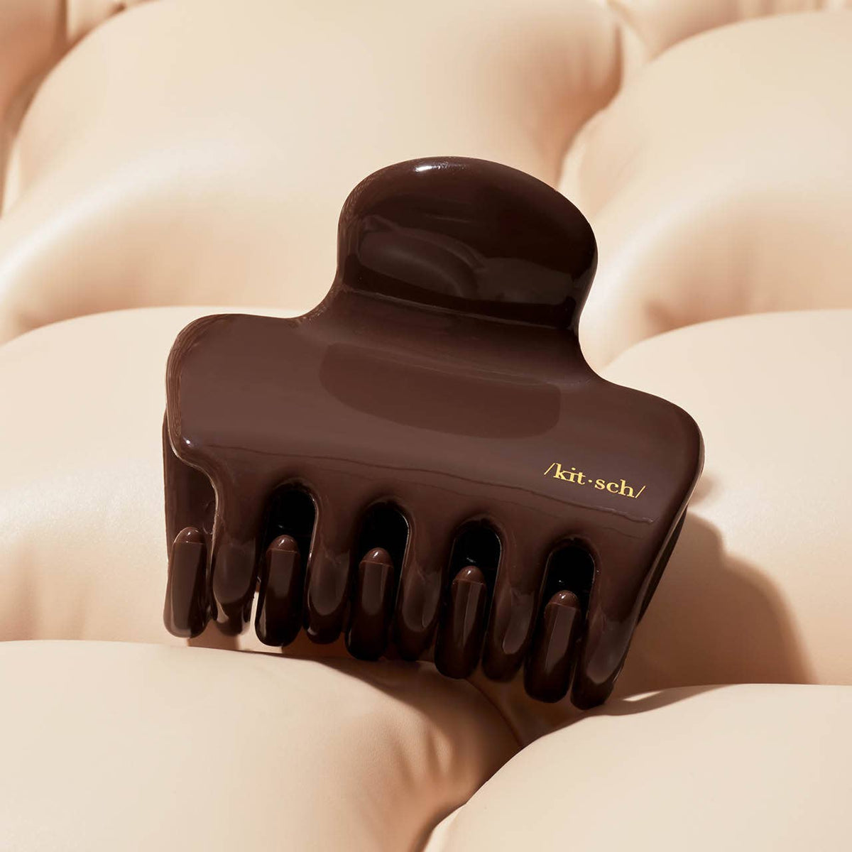 Recycled Plastic Puffy Cloud Clip- Chocolate
