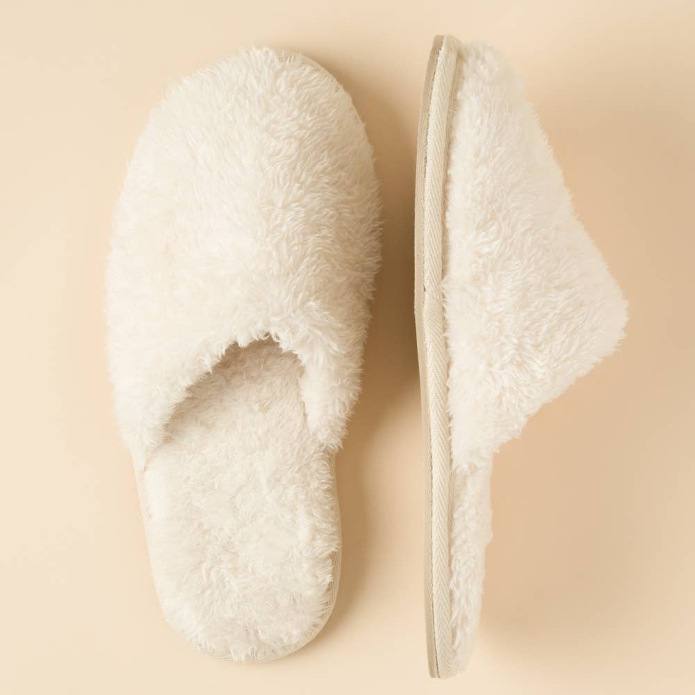 Final Sale - DreamPlush Cozy Lounge Slippers