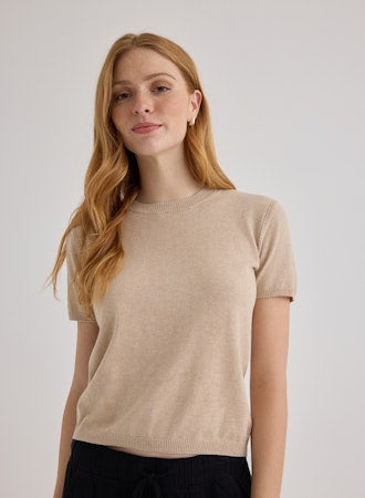 Short Sleeve Crew Neck Knit Top