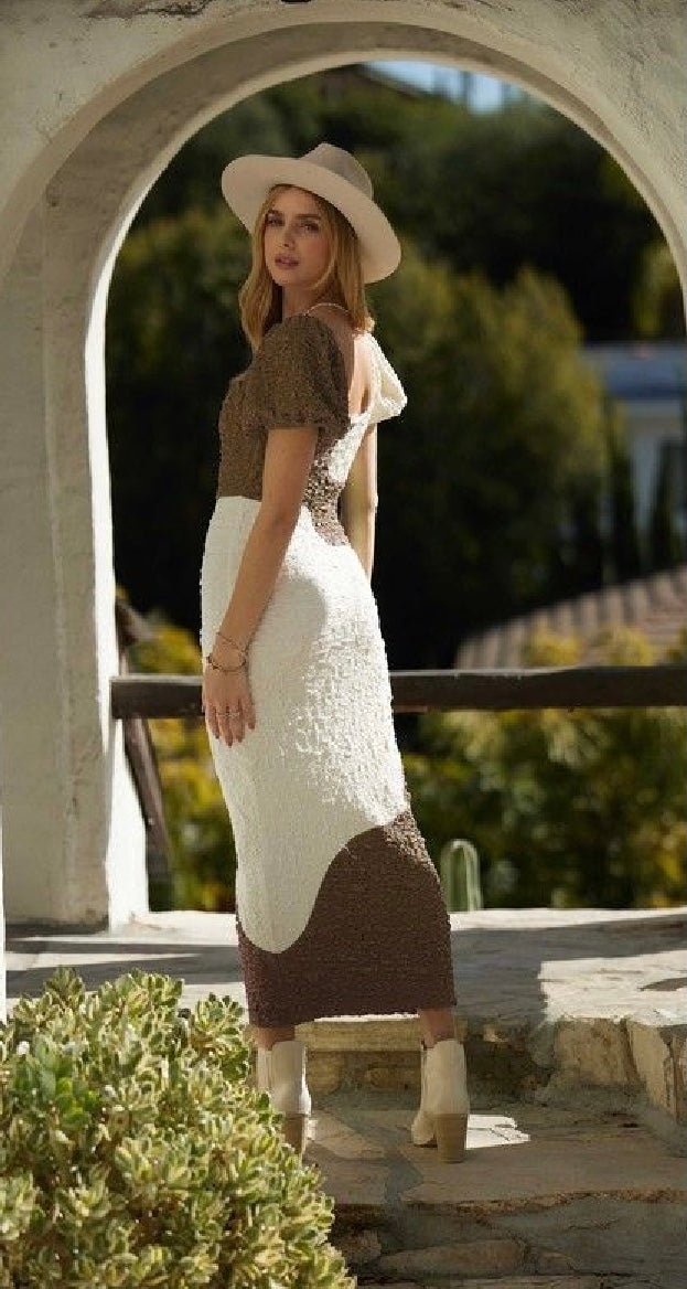 Final Sale - Textured Maxi Dress with Color Block Puff Sleeves