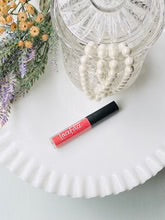 Lace Face Liquid Lipstick