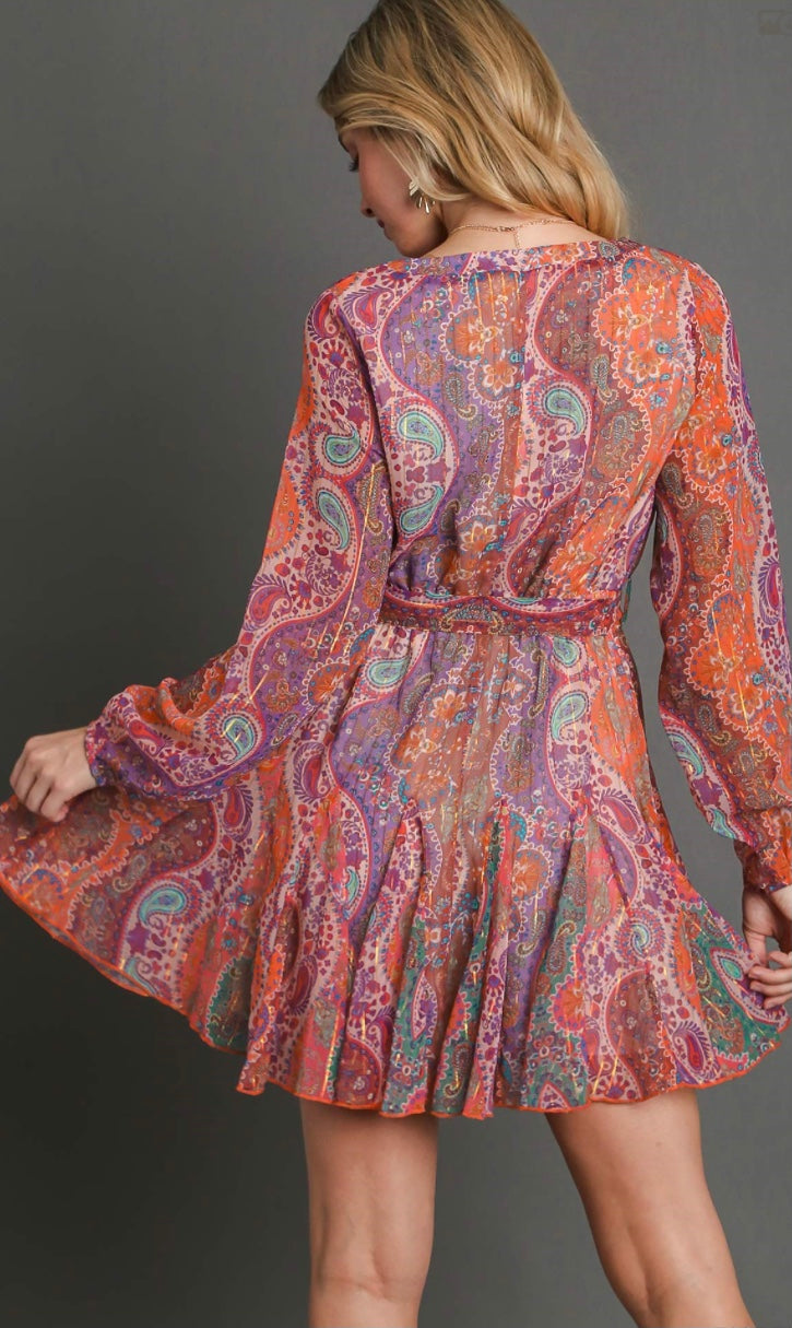 Final Sale - Metallic Paisley V-Neck Belted Dress