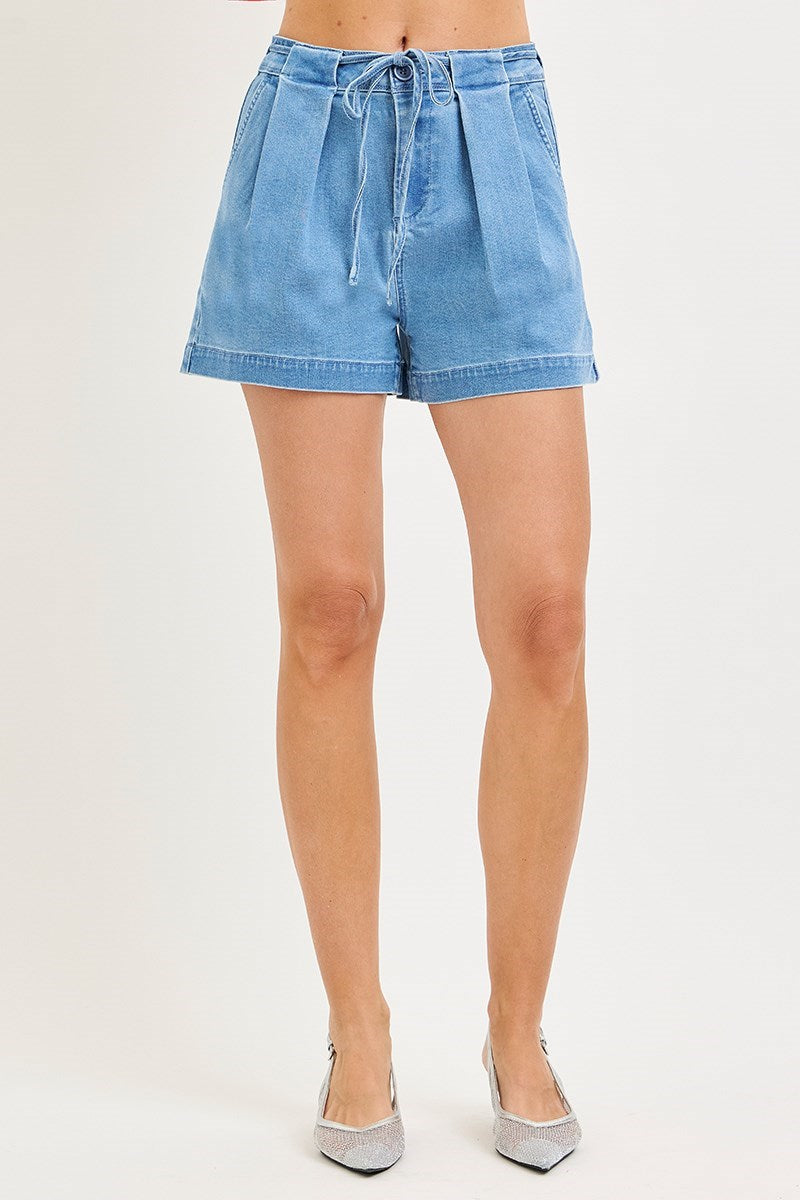 Slouchy Pleated Shorts With String