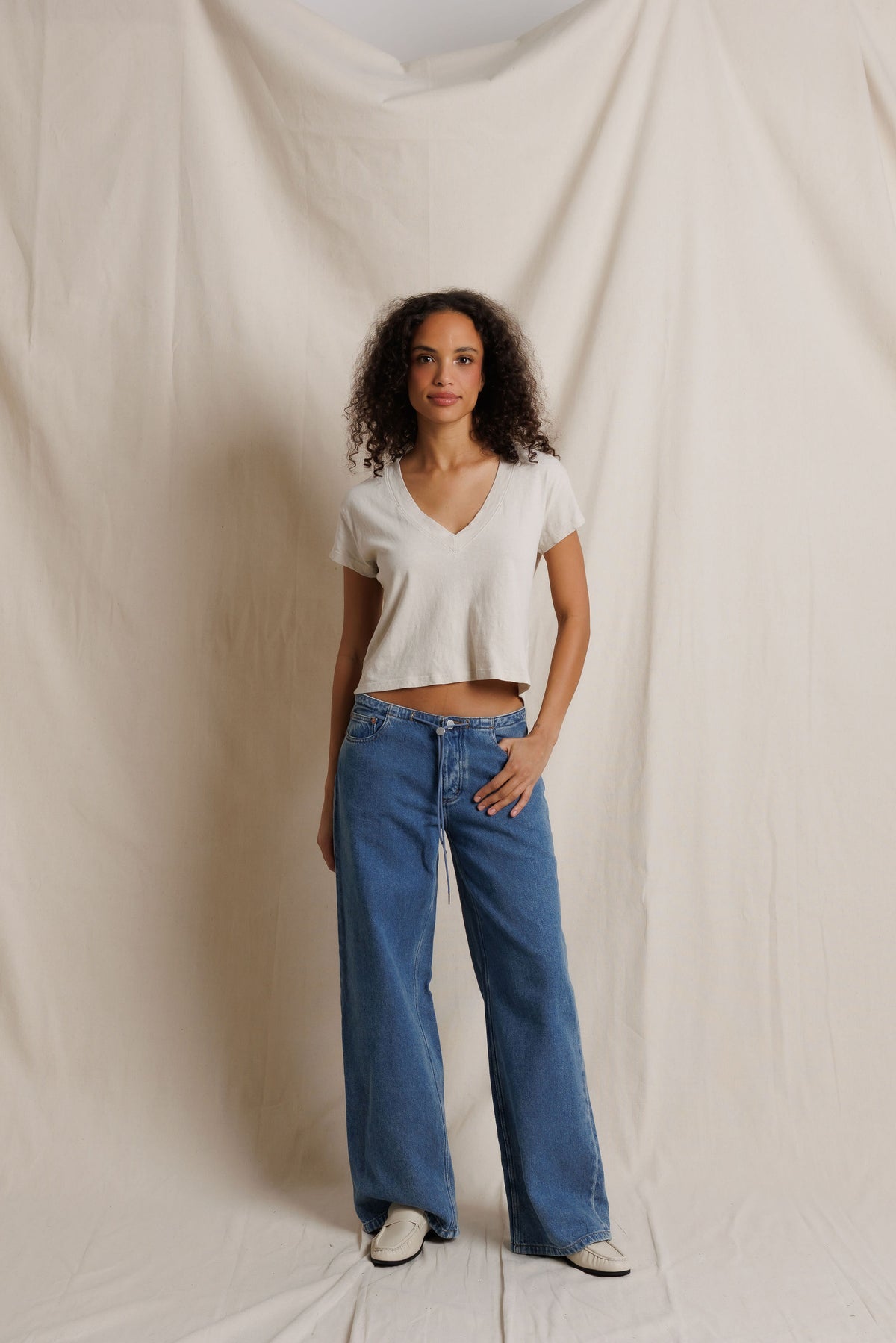 Alanis V-Neck Tee