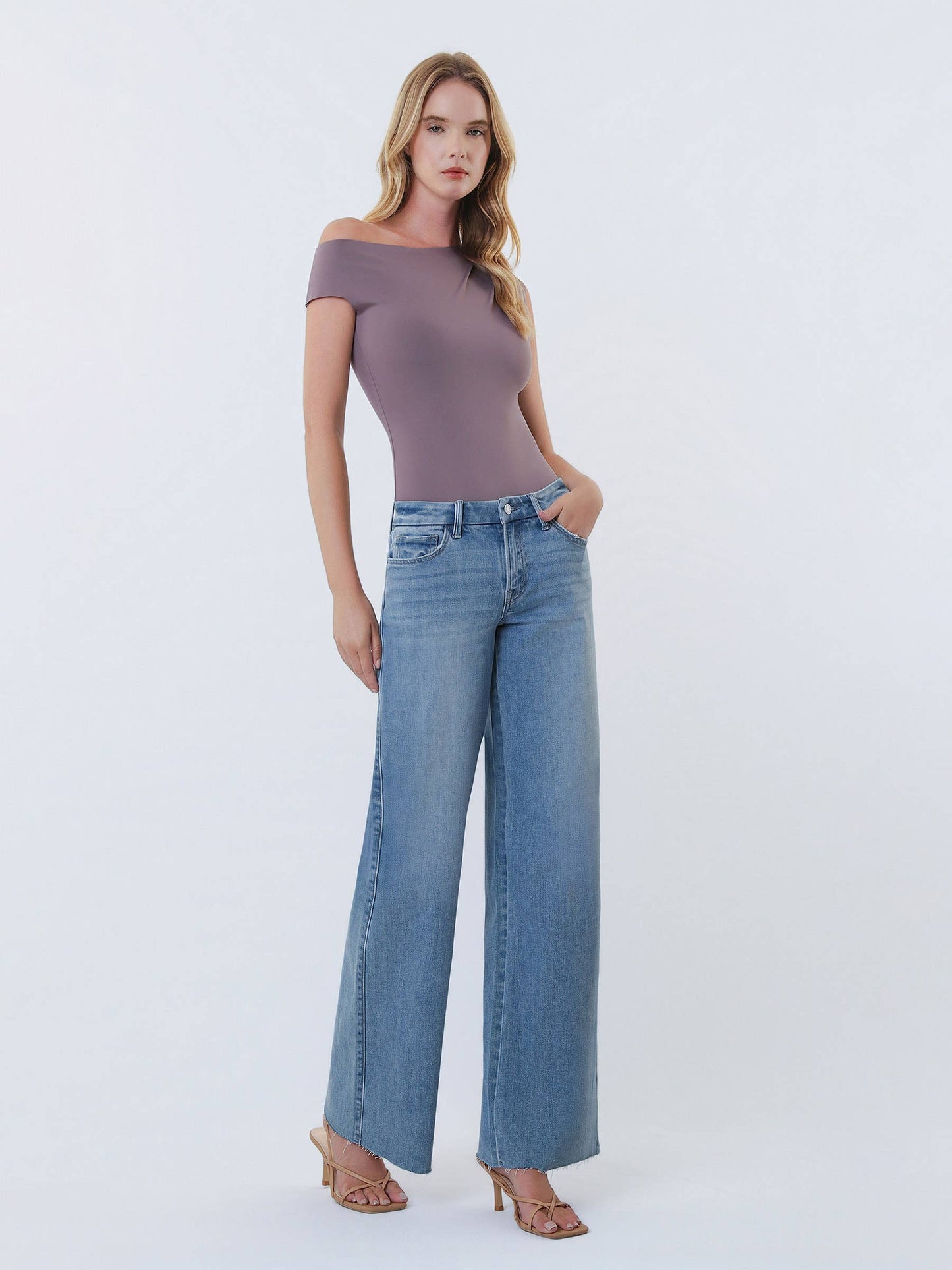 Mid Rise Clean Cut Raw Hem Wide Leg Jeans
