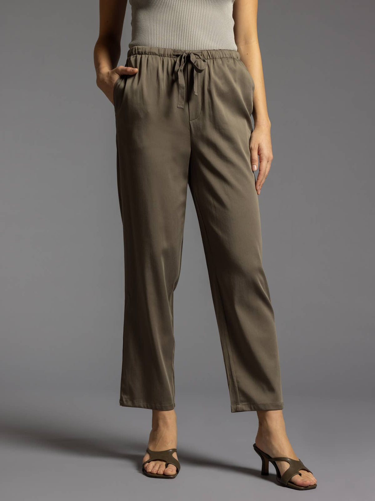 Mid City Drawstring Pant