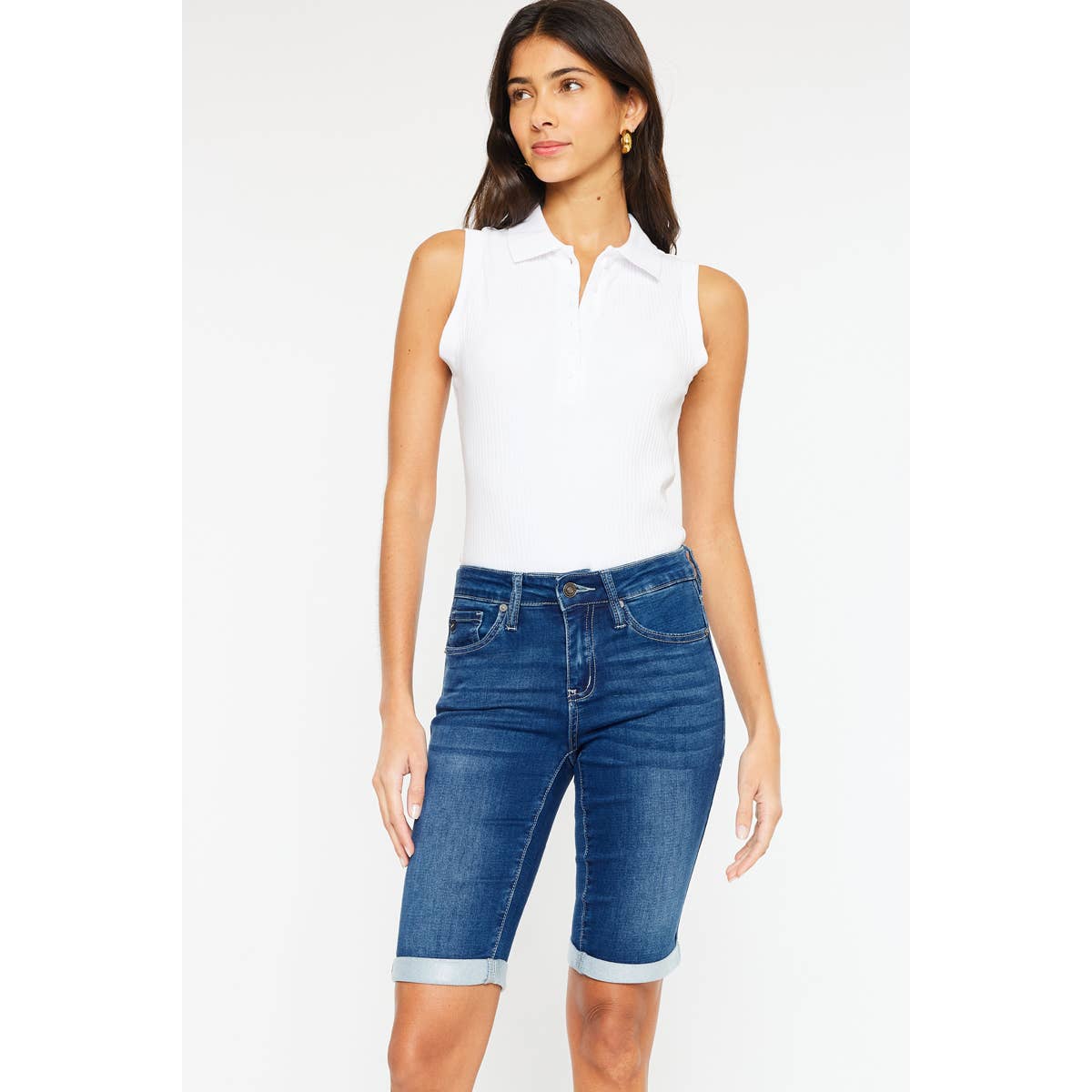 Final Sale - Mid Rise Bermuda Medium Wash