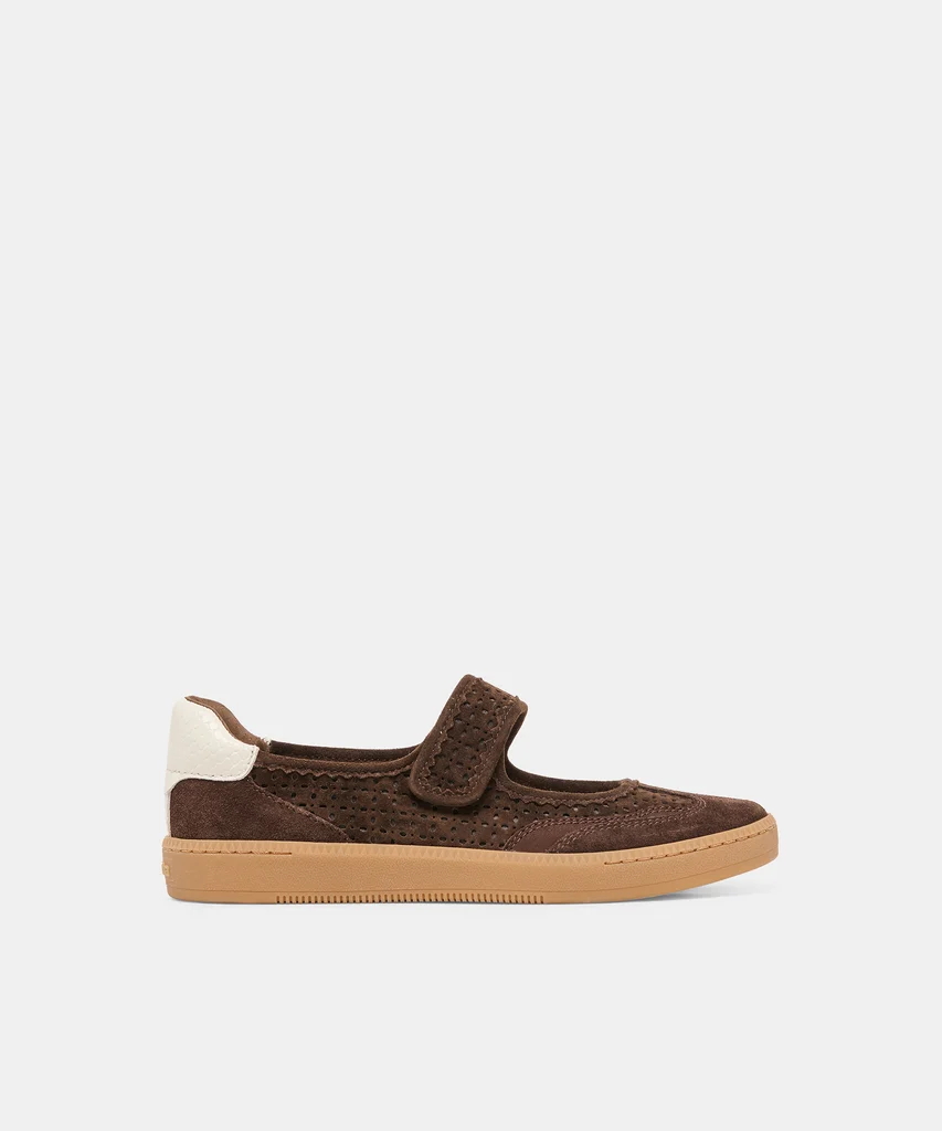 Nanet Sneakers