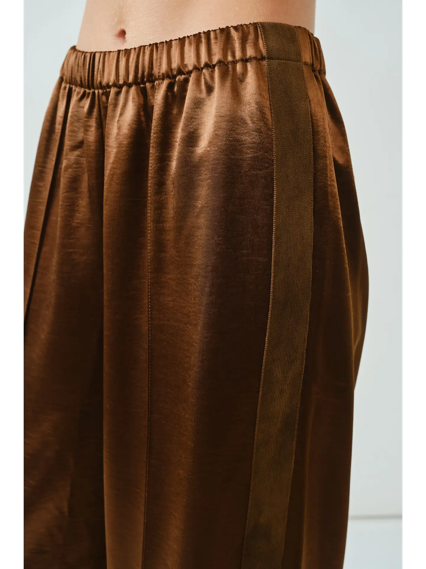 Textured Heavy Weight Satin Comfy Straight Pants