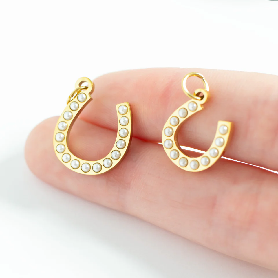 18K Gold PVD  Pearl Horseshoe Charm 15mm
