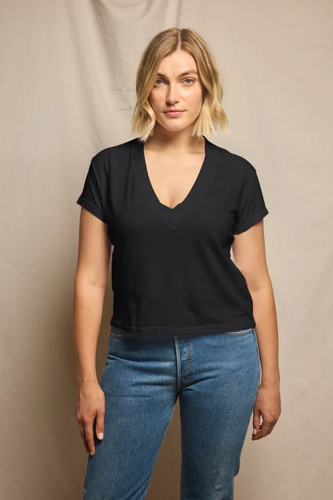 Alanis V-Neck Tee