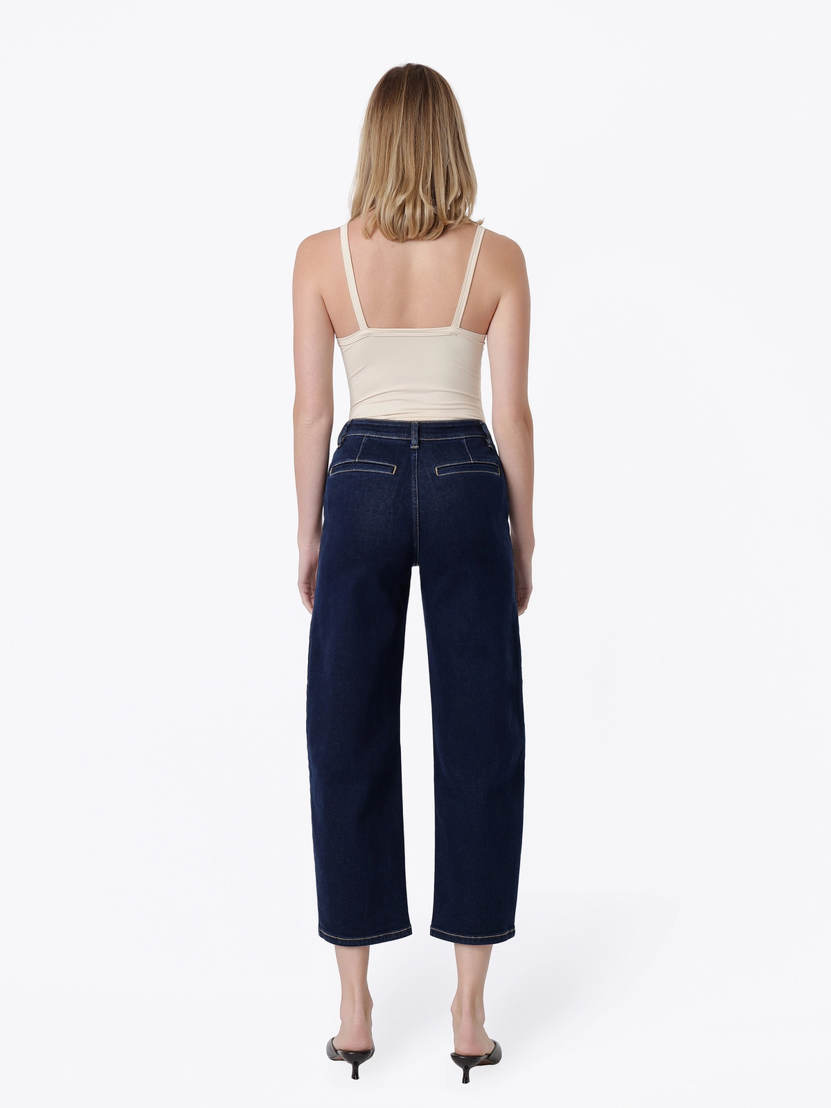 High Rise Seam Detail Welt Pocket Barrel Jeans