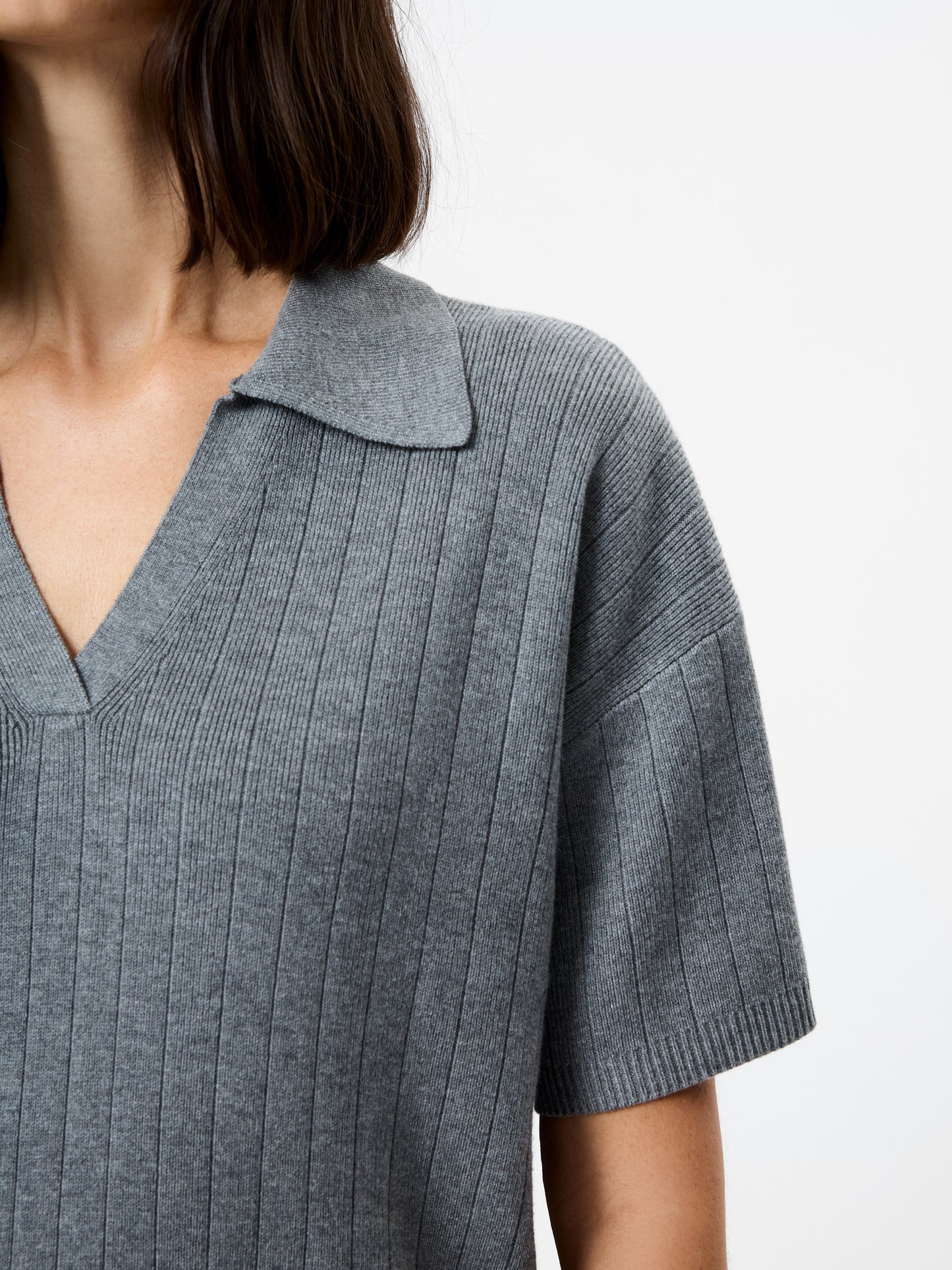 Javier Knit V Neck Short Sleeve Top